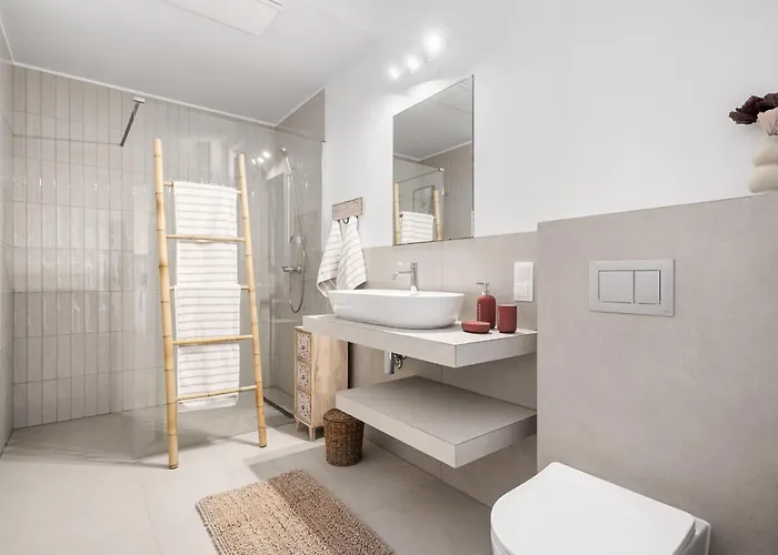 - Dwie Wody Zakrzewo (Slawno)