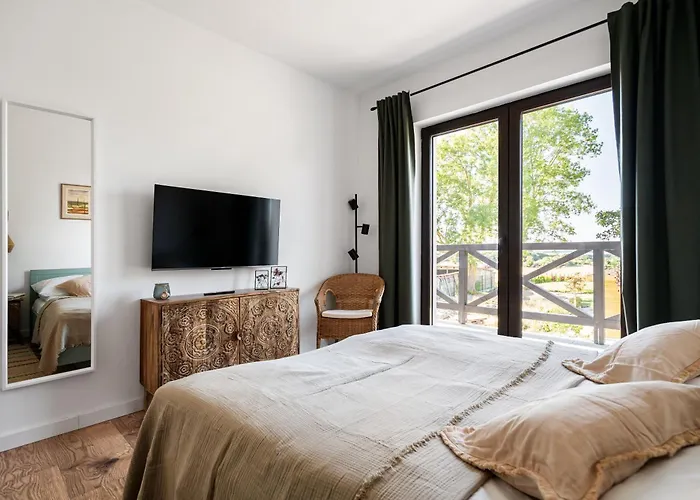 - Dwie Wody Zakrzewo (Slawno)